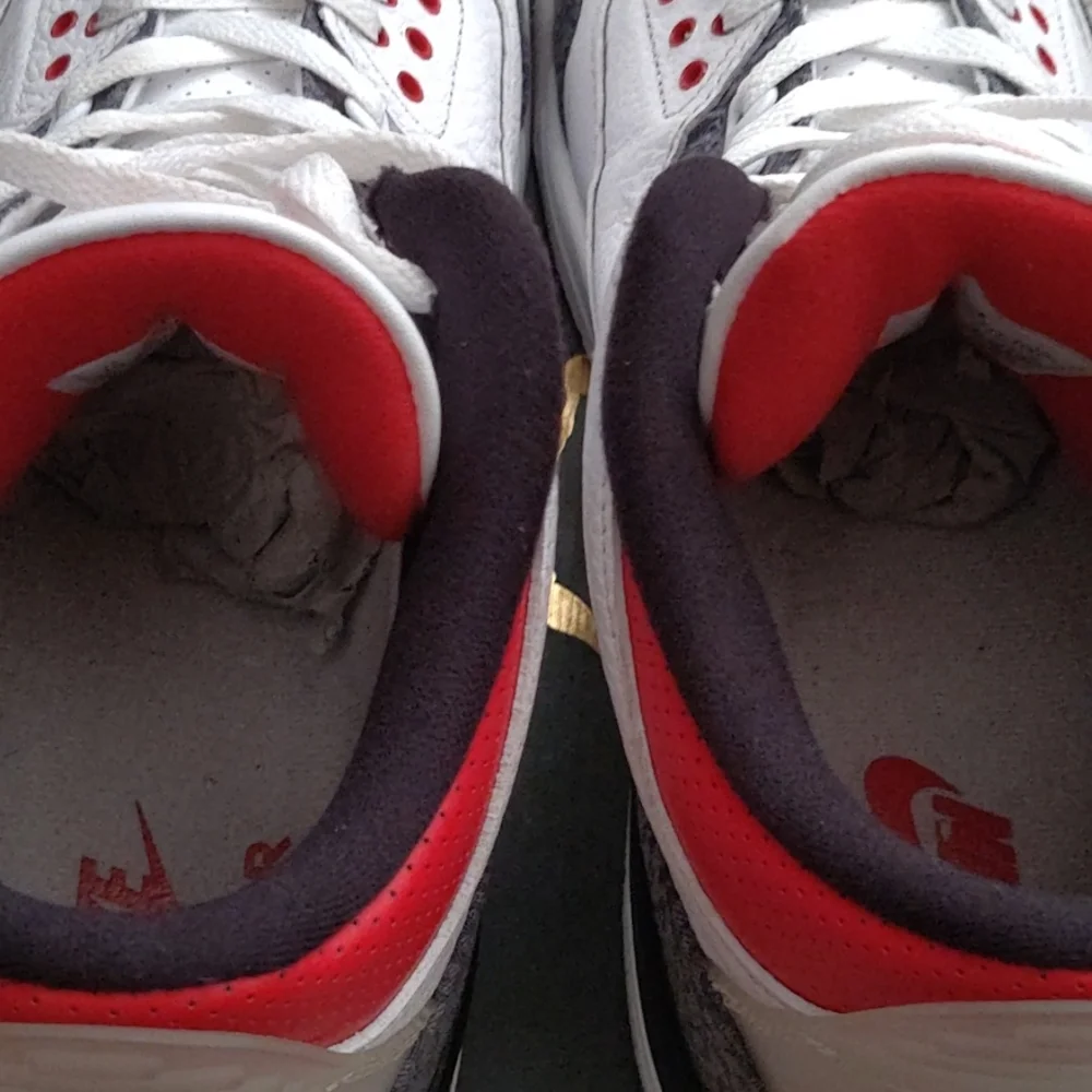 Jordan 3's - Picture 4 of 4